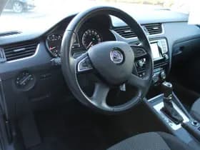Škoda Octavia thumbnail 6