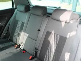 Volkswagen Golf thumbnail 12