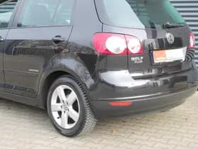 Volkswagen Golf thumbnail 22