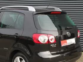 Volkswagen Golf thumbnail 23
