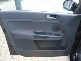 Volkswagen Golf thumbnail 5