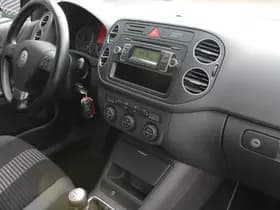 Volkswagen Golf thumbnail 9