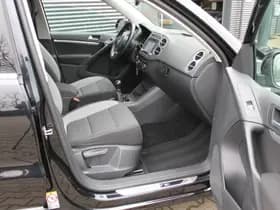 Volkswagen Tiguan thumbnail 3