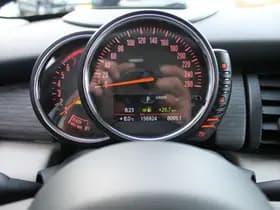MINI Cooper thumbnail 8
