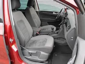 Volkswagen Golf thumbnail 4