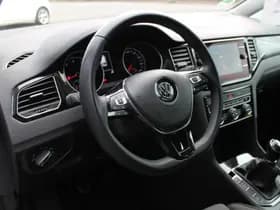 Volkswagen Golf thumbnail 6