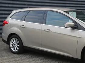 Ford Focus thumbnail 15