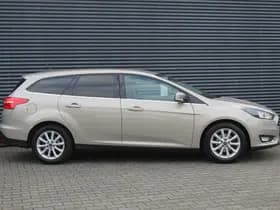 Ford Focus thumbnail 17