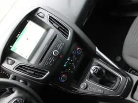 Ford Focus thumbnail 8