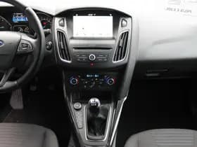 Ford Focus thumbnail 10