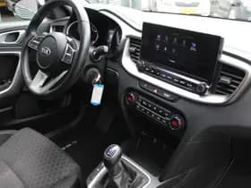 Kia Ceed thumbnail 9