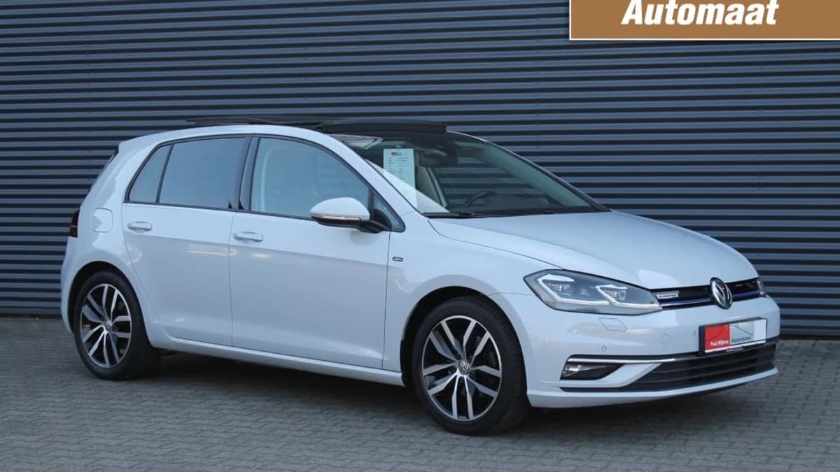 Volkswagen Golf — foto 1