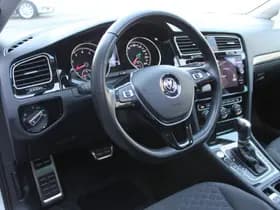 Volkswagen Golf thumbnail 6