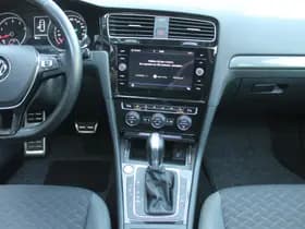 Volkswagen Golf thumbnail 10