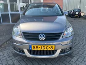 Volkswagen Golf thumbnail 4