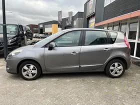 Renault Scénic thumbnail 3