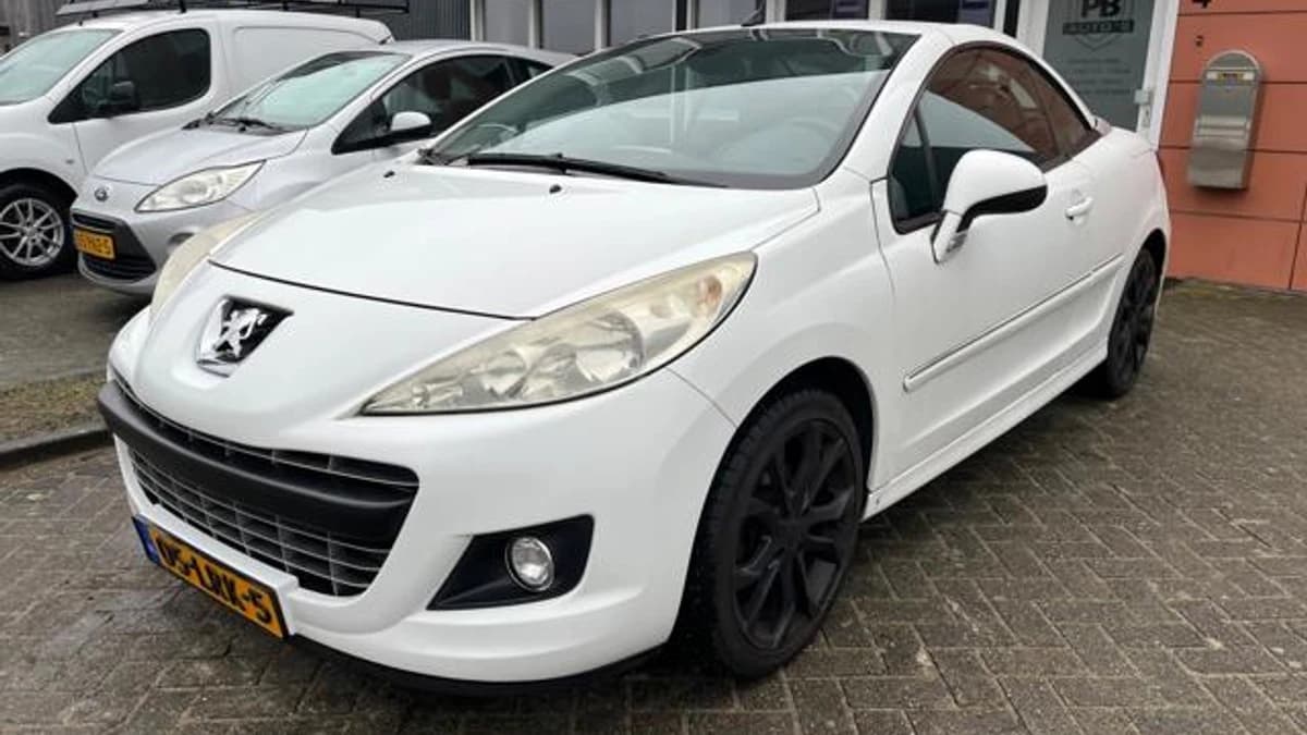Peugeot 207 — foto 1