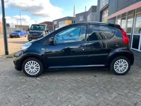 Peugeot 107 thumbnail 3