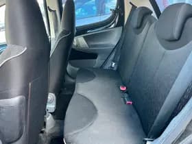 Peugeot 107 thumbnail 7