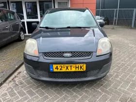 Ford Fiesta thumbnail 4