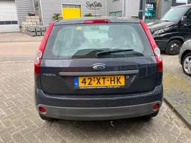Ford Fiesta thumbnail 5
