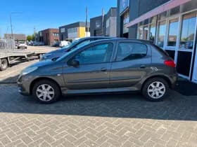 Peugeot 206 thumbnail 3