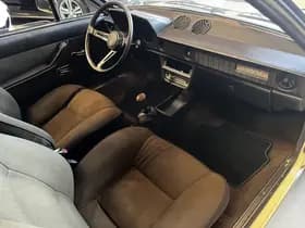 Alfa Romeo Exterior Colour thumbnail 11