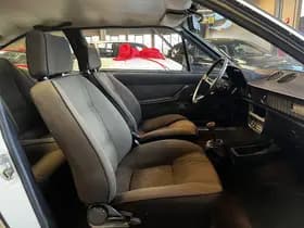 Alfa Romeo Exterior Colour thumbnail 13