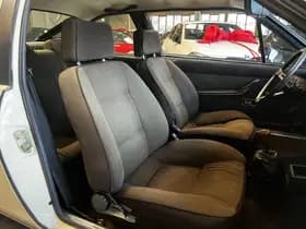 Alfa Romeo Exterior Colour thumbnail 16