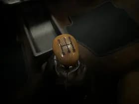 Alfa Romeo Exterior Colour thumbnail 20