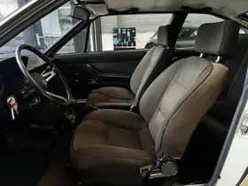 Alfa Romeo Exterior Colour thumbnail 26