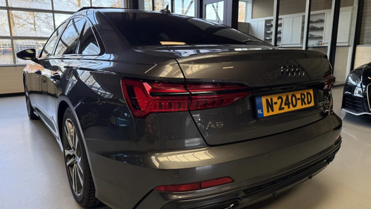 Audi Exterior Colour — foto 1