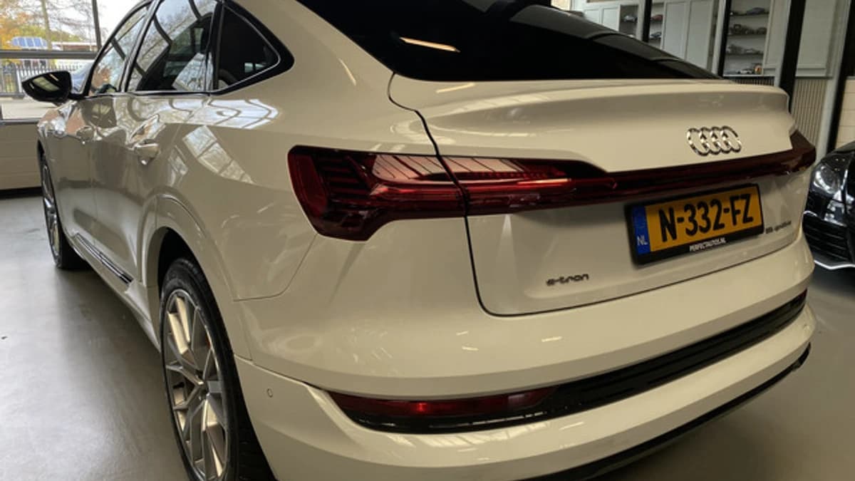 Audi Exterior Colour — foto 1