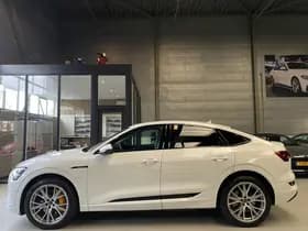 Audi Exterior Colour thumbnail 8