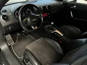 Audi Exterior Colour thumbnail 3