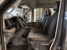 Kom Exterior Colour thumbnail 2