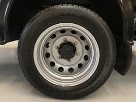 Kom Exterior Colour thumbnail 20