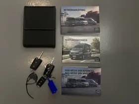 Kom Exterior Colour thumbnail 3