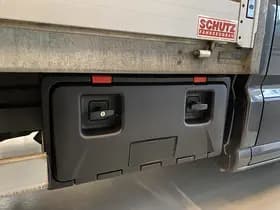 Kom Exterior Colour thumbnail 25