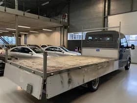 Kom Exterior Colour thumbnail 8