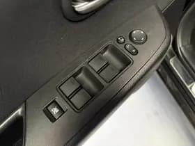 Mazda Exterior Colour thumbnail 27