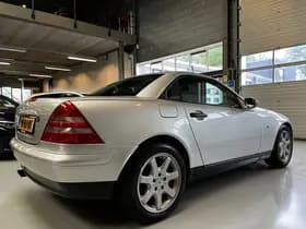 Mercedes-Benz Exterior Colour thumbnail 14