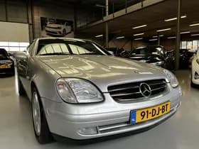 Mercedes-Benz Exterior Colour thumbnail 18