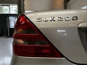 Mercedes-Benz Exterior Colour thumbnail 27