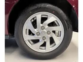 Mitsubishi Exterior Colour thumbnail 5