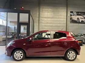 Mitsubishi Exterior Colour thumbnail 7