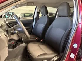 Mitsubishi Exterior Colour thumbnail 9