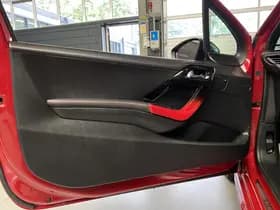 Peugeot Exterior Colour thumbnail 8