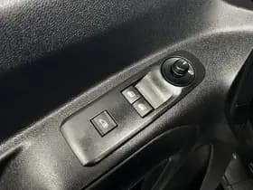 Peugeot Exterior Colour thumbnail 8