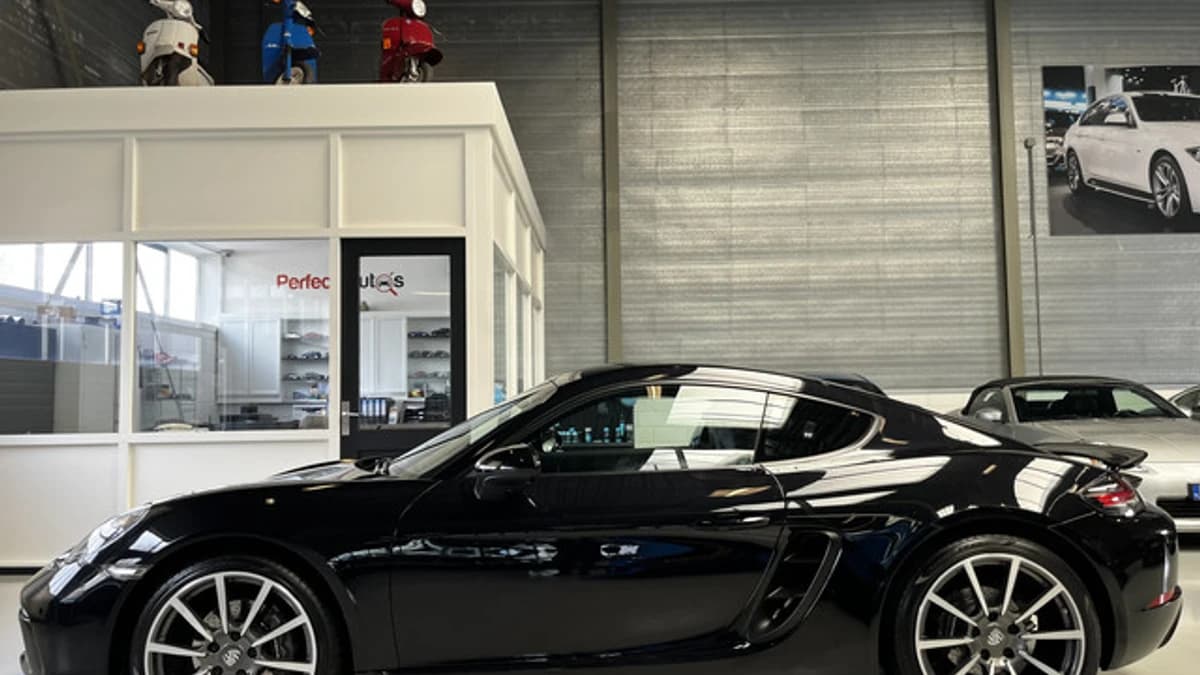 Porsche Exterior Colour — foto 1